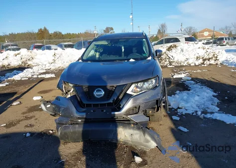 2019 Nissan Rogue Sv z USA, uszkodzony, nr VIN 5N1AT2MV9KC769218